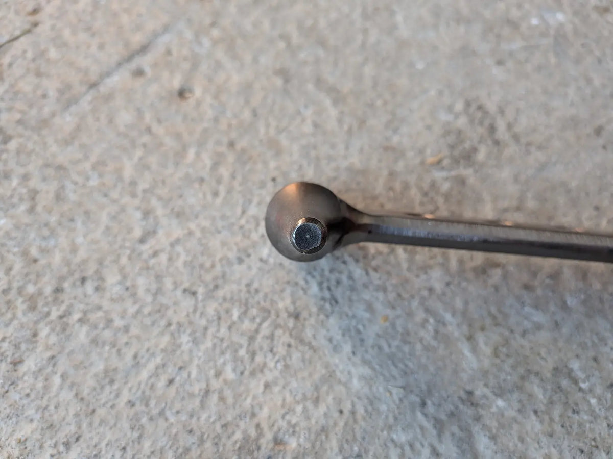 Poinçon de forge Beanie Tools Round Bob à manche soudé