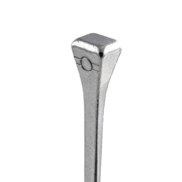 Clous Optima Normal E en acier de haute qualité offerts par la Boutique SMF, sélectionnés pour les maréchaux-ferrants professionnels.